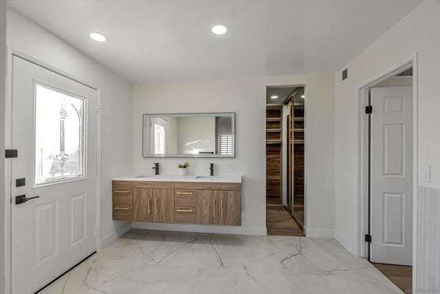 Image 30 of 48 For 8160 Laurelridge Rd