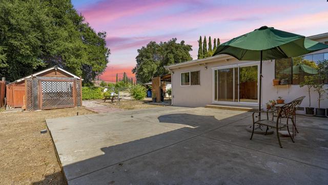 848 Kenneth Avenue, Campbell CA: https://media.crmls.org/mediaz/bd734616-8ba0-4597-be6a-ac5556f82598.jpg