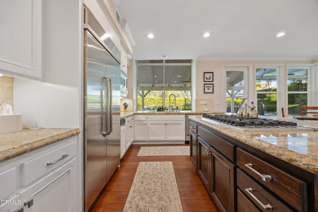 Detail Gallery Image 27 of 62 For 190 Golden Glen Dr, Simi Valley,  CA 93065 - 5 Beds | 4 Baths