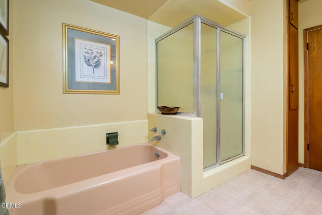 Detail Gallery Image 37 of 71 For 1364 Journey's End Dr, La Canada Flintridge,  CA 91011 - 3 Beds | 2 Baths