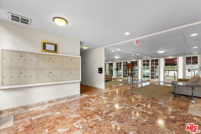 4487 Colbath Avenue, 310 photo 3