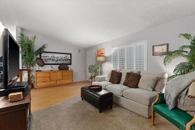 1501 Anza Avenue, Vista CA: https://media.crmls.org/mediaz/bd766fd0-7244-4bc4-aae7-a836e6b7ead2.jpg