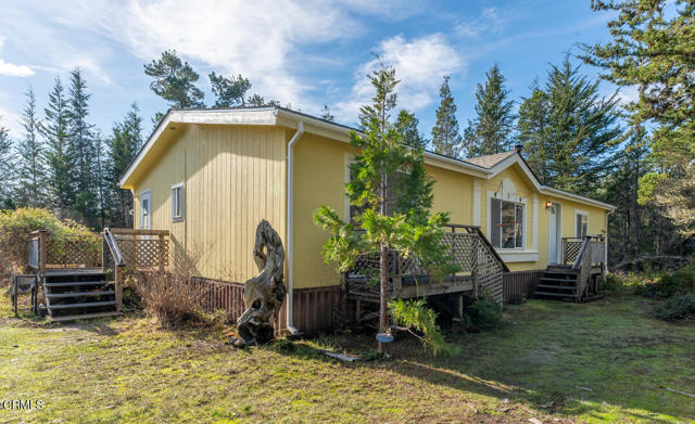 Detail Gallery Image 2 of 23 For 42015 Caspar Little Lake Rd, Mendocino,  CA 95460 - 3 Beds | 2 Baths