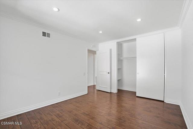 31505 Lindero Canyon Road, Westlake Village CA: https://media.crmls.org/mediaz/bd76ca34-1df1-4d14-bee0-f0809be43f4e.jpg