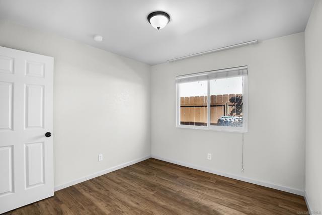 7742 Parma Ln, San Diego CA: https://media.crmls.org/mediaz/bd77c0a9-5513-4ab0-95a5-8f3e44e0b618.jpg