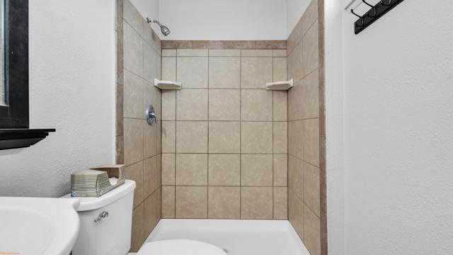 Image 22 of 34 For 68123 Calle Las Tiendas