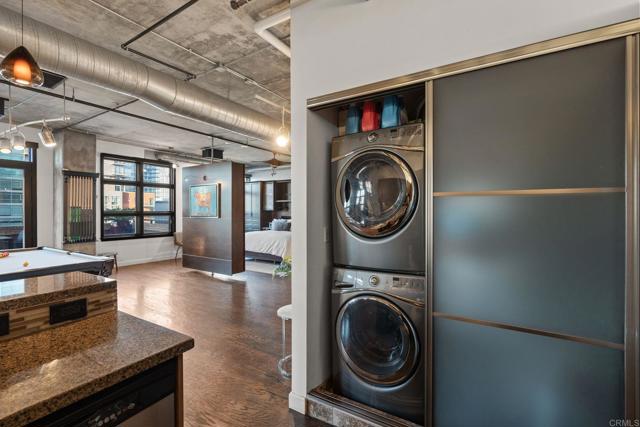 877 Island Avenue, San Diego CA: https://media.crmls.org/mediaz/bd793c62-4545-41b0-9be3-f59b979f90d3.jpg