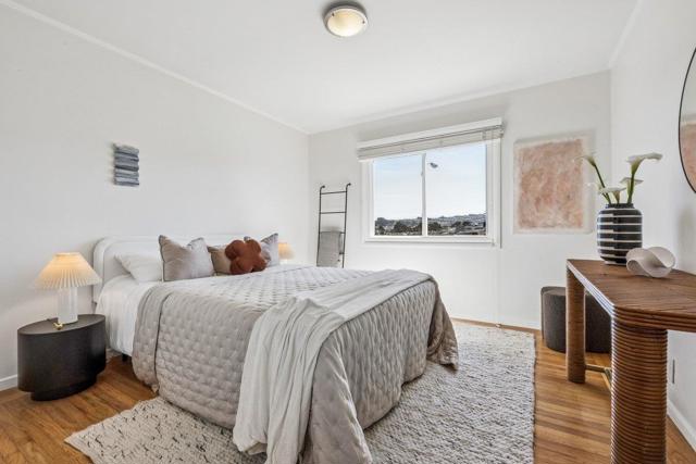 Image 21 of 45 For 368 Northgate Avenue