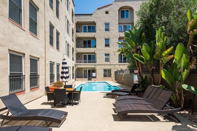 2445 Brant St, San Diego CA: https://media.crmls.org/mediaz/bd7f17ac-bf12-41a8-b20d-ed2e9cb6aac7.jpg