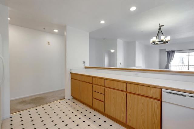 952 S 11th Street, San Jose CA: https://media.crmls.org/mediaz/bd7f4e62-e0c7-48bb-a7da-1f101211f603.jpg