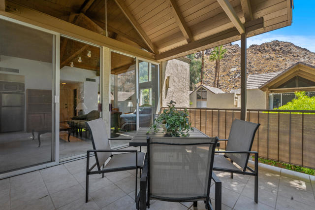 78225 Cortez Lane, Indian Wells CA: https://media.crmls.org/mediaz/bd7fcd2b-bb00-498a-96b8-97ed7f4a26cc.jpg
