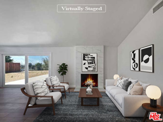 16436 Gunther Street photo 2