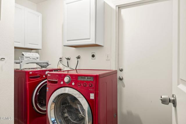 111 Carlisle Court, Oxnard CA: https://media.crmls.org/mediaz/bd819e5b-014b-41f9-9031-ab01a9ba6d5b.jpg