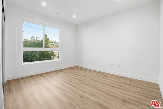 1820 Prosser Avenue, Los Angeles CA: https://media.crmls.org/mediaz/bd82268c-9b64-4542-a473-71706a24fa88.jpg
