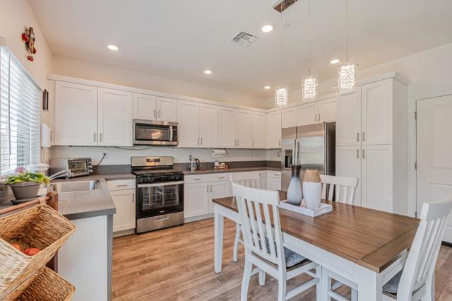 1420 Primitivo Lane, Manteca CA: https://media.crmls.org/mediaz/bd82f9b0-f82e-4af0-b254-f87c68622bf1.jpg