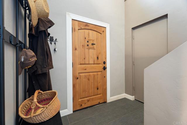 Detail Gallery Image 9 of 62 For 7655 Deodar Trl, Pine Valley,  CA 91962 - 6 Beds | 4 Baths