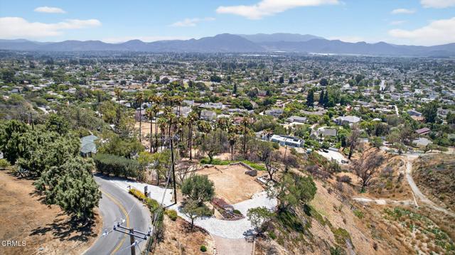 375 W Highland Drive, Camarillo CA: https://media.crmls.org/mediaz/bd839eb4-cfd2-4b09-b185-dc05690e20e0.jpg