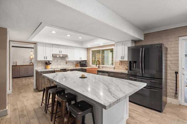 Detail Gallery Image 18 of 40 For 9739 Carta Ln, El Cajon,  CA 92021 - 5 Beds | 4 Baths