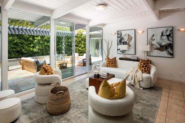 801 Talisman Drive, Palo Alto CA: https://media.crmls.org/mediaz/bd84fdbc-ee6d-4b1b-a6ee-40c0c80c92a4.jpg