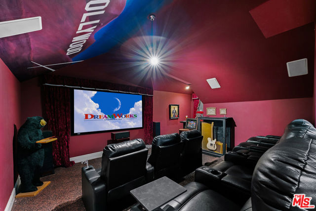 13418 Nightsky Drive, Camarillo CA: https://media.crmls.org/mediaz/bd8549f4-7f94-4767-b1b5-89ca1b2371d2.jpg