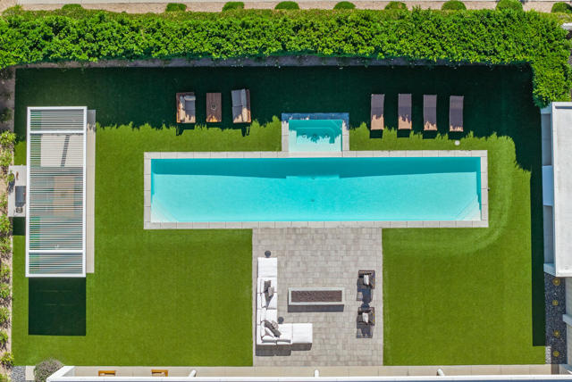 3088 Linea Terrace, Palm Springs CA: https://media.crmls.org/mediaz/bd85cc0a-be03-43d4-983b-8c80aecfc956.jpg