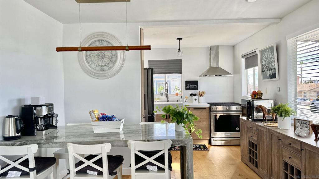 2757 Preece