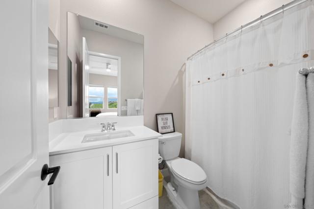 21992 Wilgen Rd, Escondido CA: https://media.crmls.org/mediaz/bd88489d-9238-42ae-902a-ab8a3dd8d052.jpg