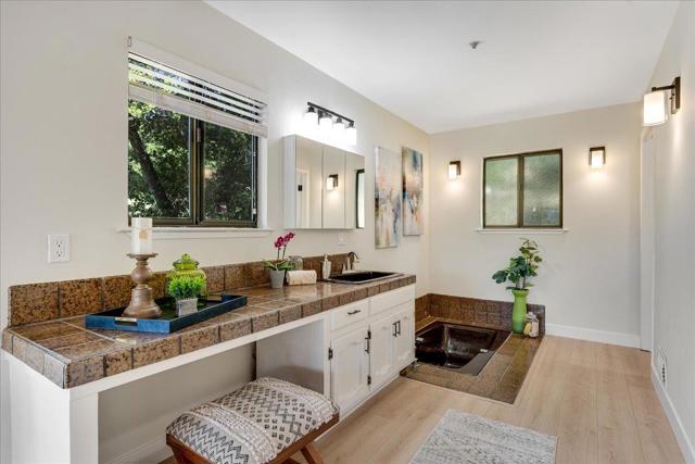 420 Noteware Drive, Ben Lomond CA: https://media.crmls.org/mediaz/bd88b729-704c-4847-9be1-f033ec948220.jpg