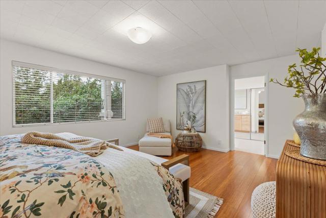 600 Pennsylvania Avenue, Los Gatos CA: https://media.crmls.org/mediaz/bd89ba3c-7835-4df2-b33f-0742f57b6cb9.jpg