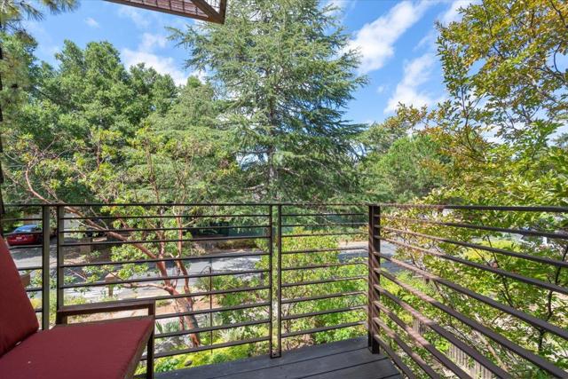 705 University Avenue, Los Altos CA: https://media.crmls.org/mediaz/bd89c227-5d3b-4b91-9353-30528f7c6c66.jpg