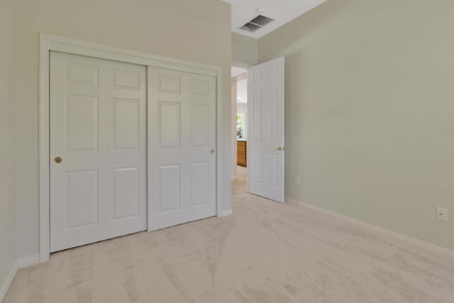 35925 Rosemont Drive, Palm Desert CA: https://media.crmls.org/mediaz/bd8c1d60-33b4-4e35-95bd-286a10afc653.jpg