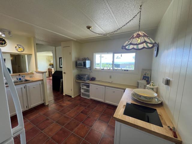 69255 Midpark Drive, Desert Hot Springs CA: https://media.crmls.org/mediaz/bd8c4090-e160-4c33-a559-eabf1d363697.jpg