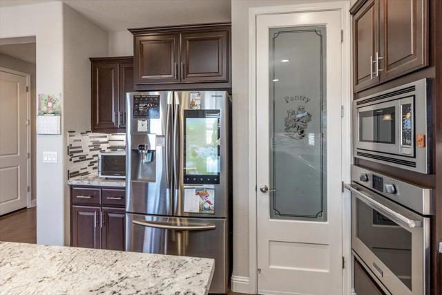 30111 Mountain View Drive, Hayward CA: https://media.crmls.org/mediaz/bd8c77b1-2af4-40ca-940a-7a0cae63c001.jpg