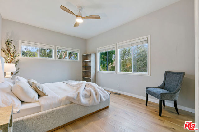 1876 Lookout Road, Malibu CA: https://media.crmls.org/mediaz/bd8ddad4-9982-49e6-8edc-78c09fa0e8c1.jpg
