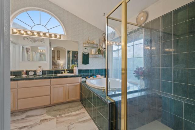 2920 Aspen Glow Lane, Redding CA: https://media.crmls.org/mediaz/bd8e0a56-e4ab-4aa2-b724-0797a7b78d31.jpg