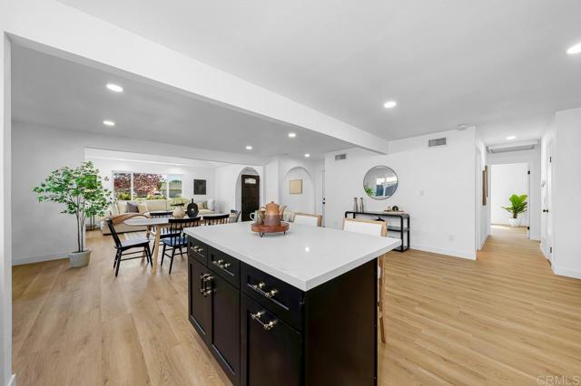 8184 Flanders Drive, San Diego CA: https://media.crmls.org/mediaz/bd8eec7d-7db3-4d50-987e-5a6f29c61ad5.jpg
