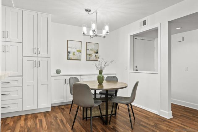 10325 Caminito Cuervo, San Diego CA: https://media.crmls.org/mediaz/bd8fd1a3-841e-42bc-997e-0f1d3a2e96c4.jpg