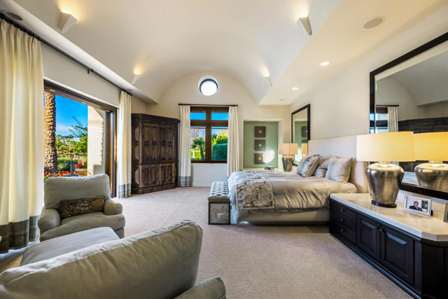 78653 Peerless Place, La Quinta CA: https://media.crmls.org/mediaz/bd9012b3-2c19-44c5-ba97-5b0c81e940c0.jpg