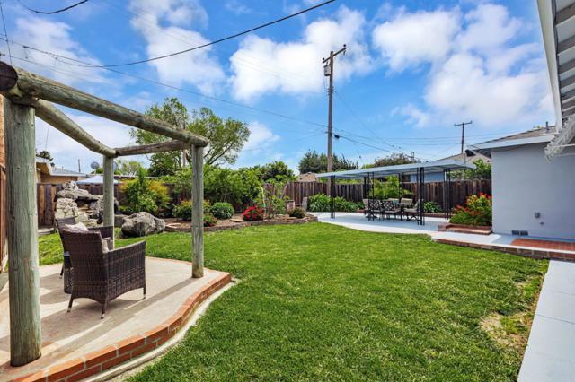 2806 Ruth Court, Santa Clara CA: https://media.crmls.org/mediaz/bd908f10-0c49-4c48-8e37-2c9fd3f2fc48.jpg