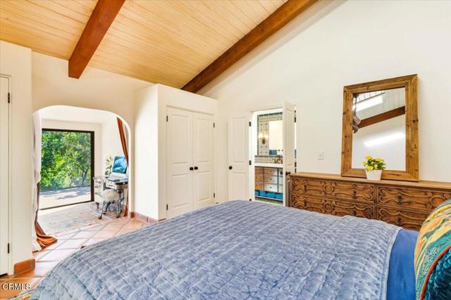 515 Del Oro Drive, Ojai CA: https://media.crmls.org/mediaz/bd90c6b8-c8d8-46e1-b8b1-3173e07a0244.jpg