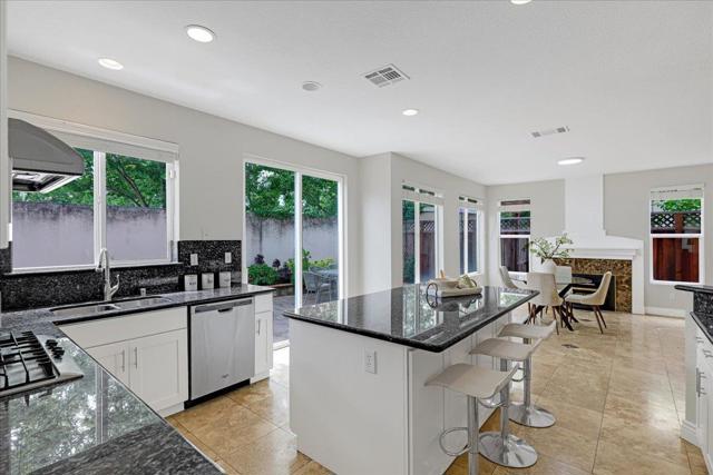 4480 Peacock Court, Dublin CA: https://media.crmls.org/mediaz/bd910401-e8ac-42f8-9492-5d0e7cd11170.jpg