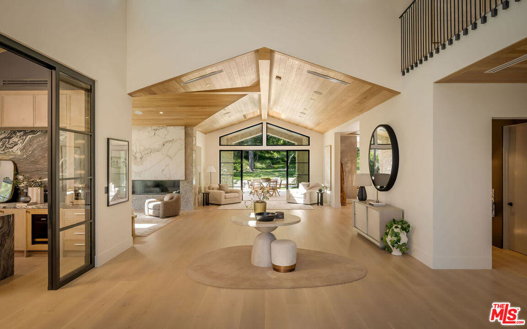 MLS #26858161 image #2