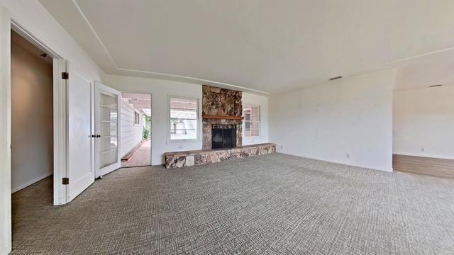 2862 Highland Drive, Carlsbad CA: https://media.crmls.org/mediaz/bd92ef85-b565-4370-a6fb-e4e7f230cfcb.jpg