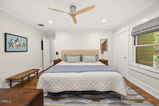 1967 La France Avenue, South Pasadena CA: https://media.crmls.org/mediaz/bd93730f-9e06-464e-93cd-a85bf9925dc8.jpg