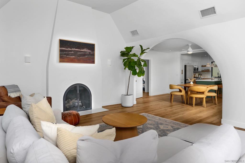 MLS #250043576SD image #7