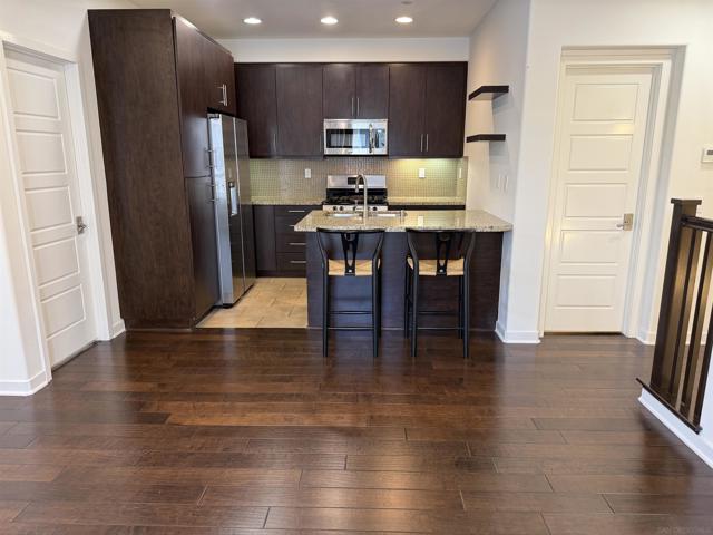 Image 17 of 21 For 2071 Lynx Way
