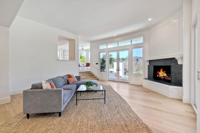 Detail Gallery Image 14 of 55 For 6039 Calle Camposeco, Rancho Santa Fe,  CA 92067 - 5 Beds | 5/1 Baths