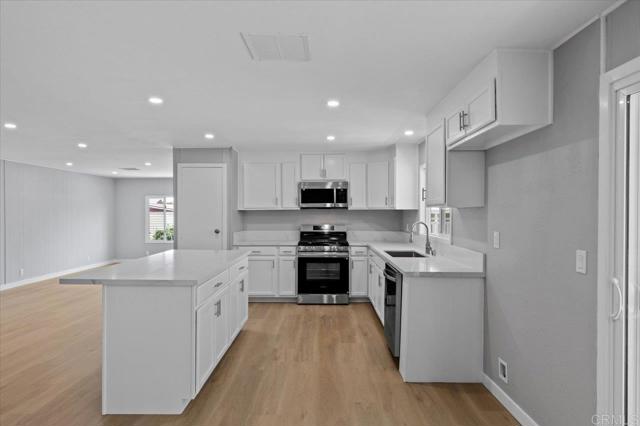 Detail Gallery Image 10 of 38 For 1145 E Barham Dr #15,  San Marcos,  CA 92078 - 2 Beds | 2 Baths