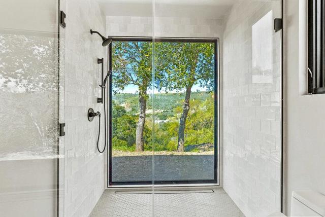 18290 Cochrane Road, Morgan Hill CA: https://media.crmls.org/mediaz/bd97d155-f9f5-440d-b1b1-cbef40bcbb62.jpg