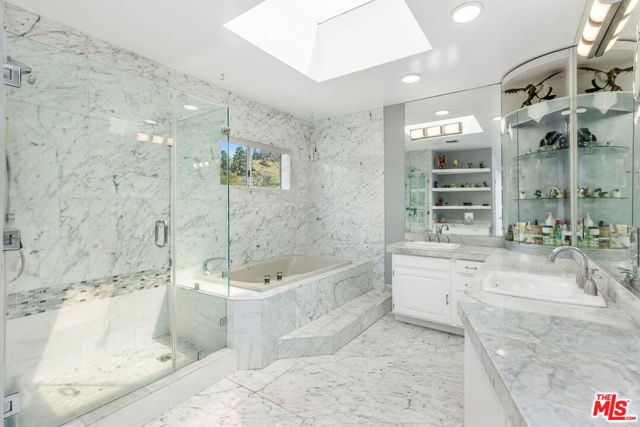 2350 San Marco Drive, Los Angeles CA: https://media.crmls.org/mediaz/bd98266d-1bb5-4655-9bd1-f994837ce288.jpg